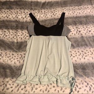 Lululemon mint & black tank